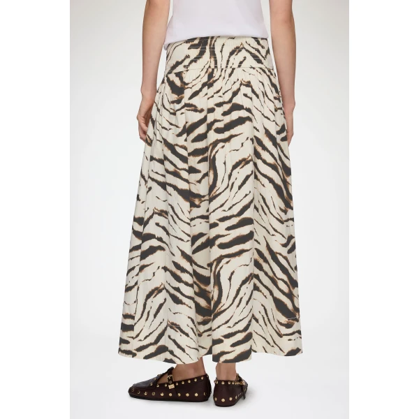 designer skirts