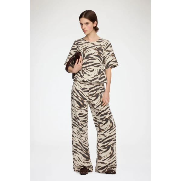 Top in Zebra Denim