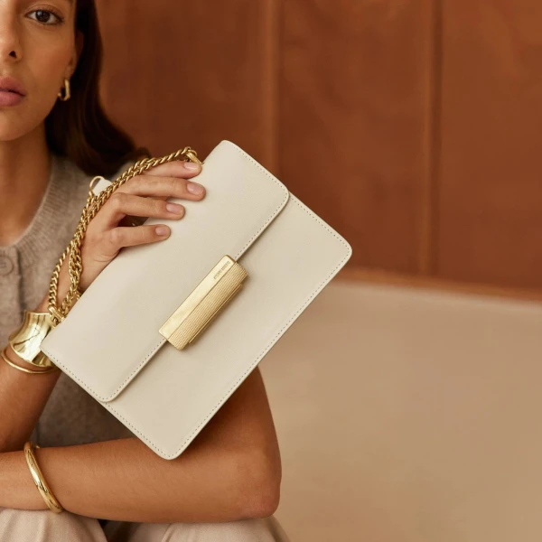 Ateliers Auguste Alma in Off White bag