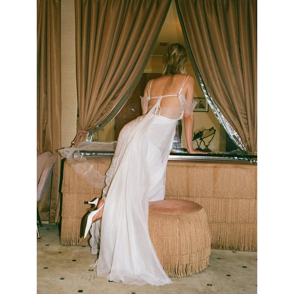 Maria Lucia Hohan Yvette