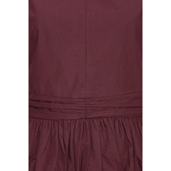 Tops Red