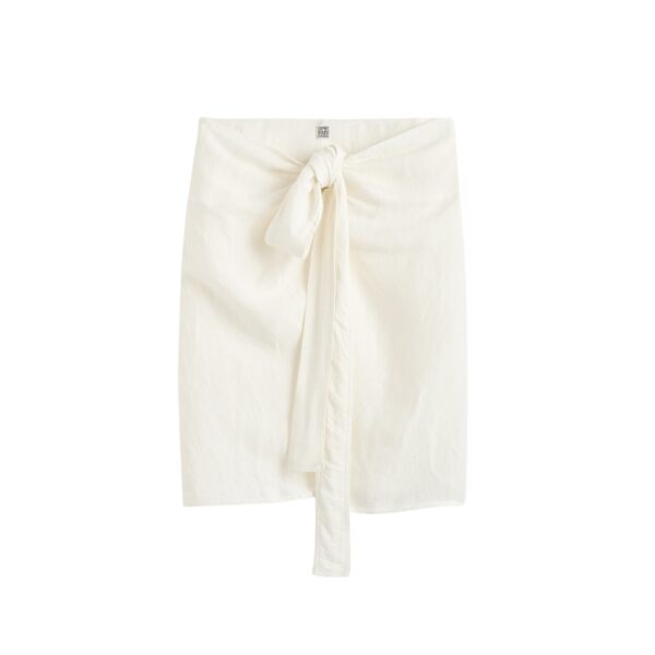 Totême Beach pareo in White - Beachwear - Scandinavian Minimalist Luxury at Coveti