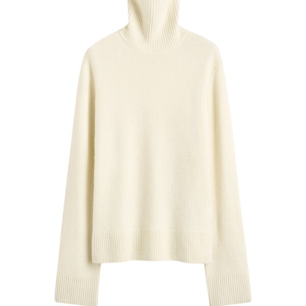 Totême Cashmere turtleneck in Ecru - Knitwear - Scandinavian Minimalist Luxury at Coveti