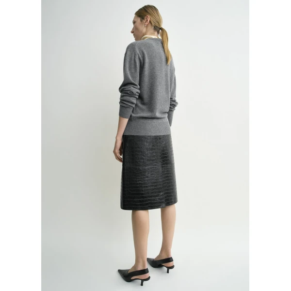 Totême Classic cashmere crew knit mid grey in Mid grey melange - Knitwear - Scandinavian Minimalist Luxury at Coveti