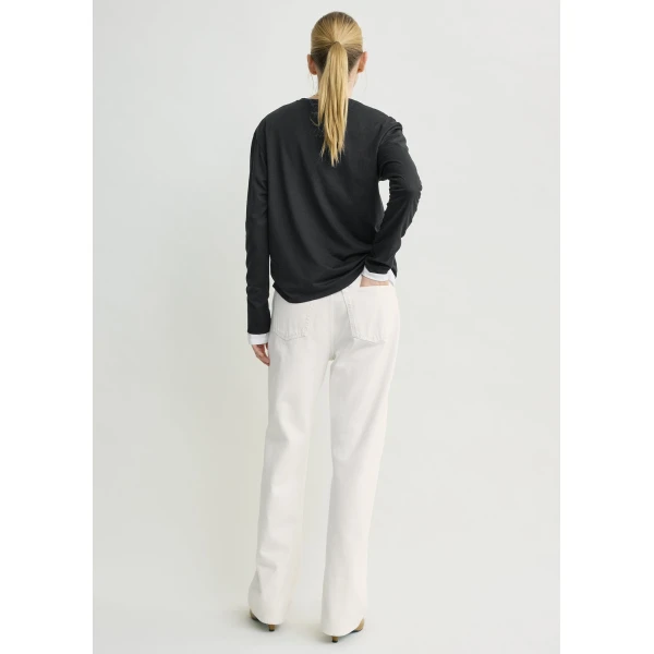 Totême Classic long-sleeve tee in Black - Tops - Scandinavian Minimalist Luxury at Coveti