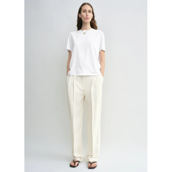 Totême Classic tee in White - Tops - Scandinavian Minimalist Luxury at Coveti
