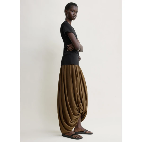 Totême Cocoon skirt in Walnut - Skirts - Scandinavian Minimalist Luxury at Coveti