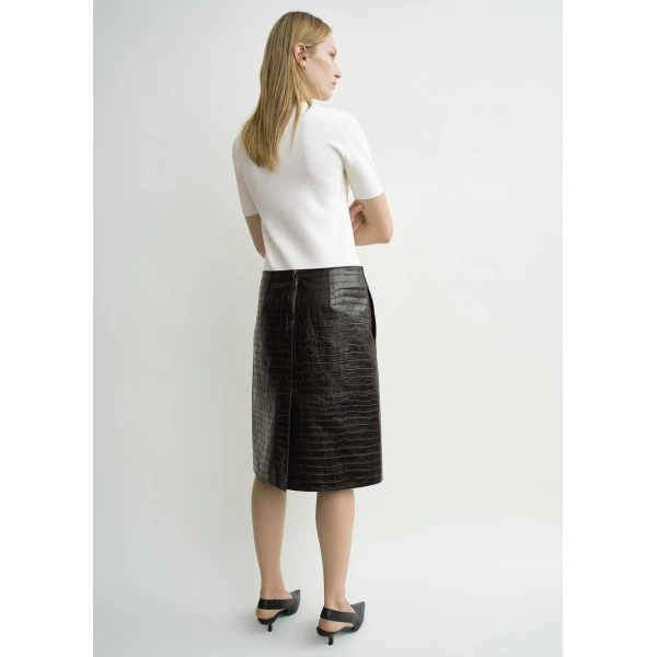 Totême Compact knit tee in Optic white - Knitwear - Scandinavian Minimalist Luxury at Coveti