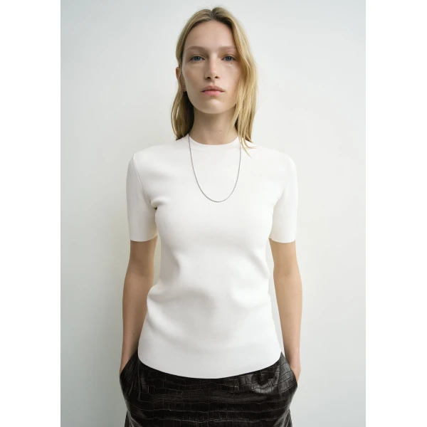 Totême Compact knit tee in Optic white - Knitwear - Scandinavian Minimalist Luxury at Coveti