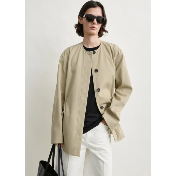 Totême Cotton twill jacket in Cashew - Jackets - Scandinavian Minimalist Luxury at Coveti