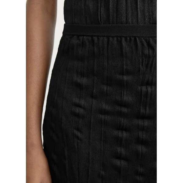 Totême Crinkled knit skirt in Black - Skirts - Scandinavian Minimalist Luxury at Coveti