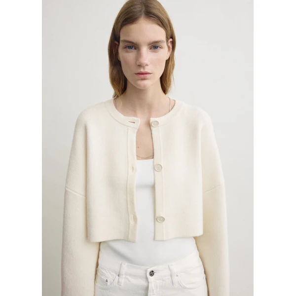 Totême Cropped oversized cardigan in Milk - Knitwear - Scandinavian Minimalist Luxury at Coveti
