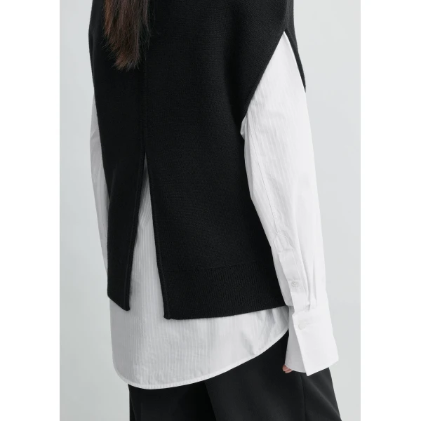 Totême Double-knit cape knit in Black - Knitwear - Scandinavian Minimalist Luxury at Coveti