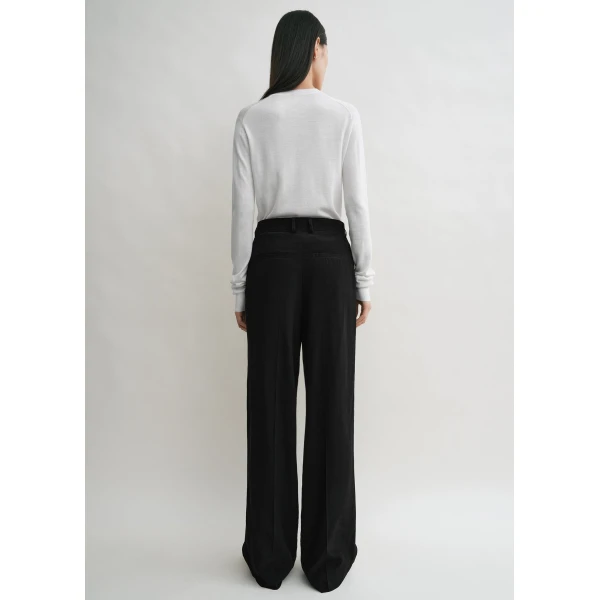 Totême Double-pleat summer trousers in Black - Pants - Scandinavian Minimalist Luxury at Coveti
