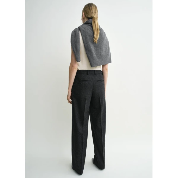 Totême Double-pleat winter trousers charcoal in Charcoal melange - Pants - Scandinavian Minimalist Luxury at Coveti