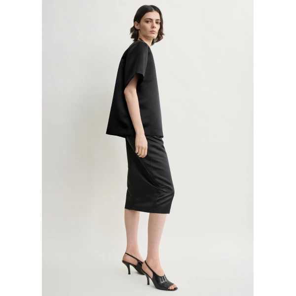 Totême Duchess satin tee in Black - Tops - Scandinavian Minimalist Luxury at Coveti