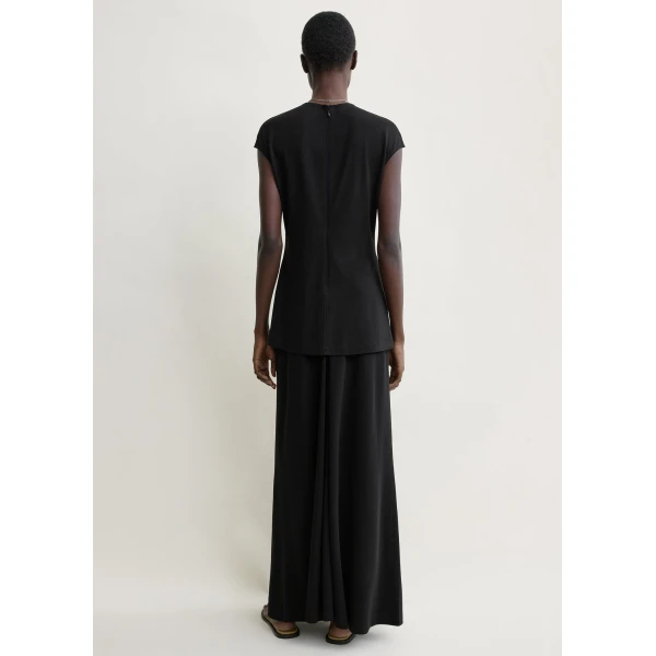 Totême Everyday top in Black - Tops - Scandinavian Minimalist Luxury at Coveti
