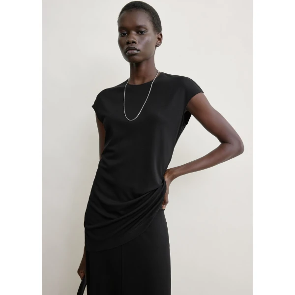 Totême Everyday top in Black - Tops - Scandinavian Minimalist Luxury at Coveti