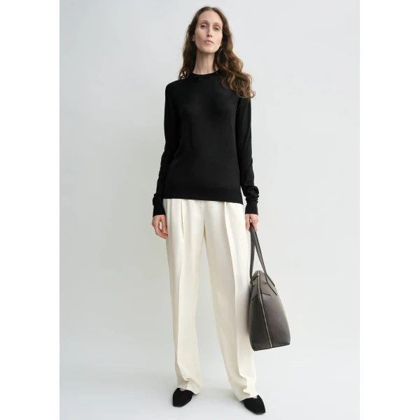 Totême Fine crew knit in Black - Knitwear - Scandinavian Minimalist Luxury at Coveti