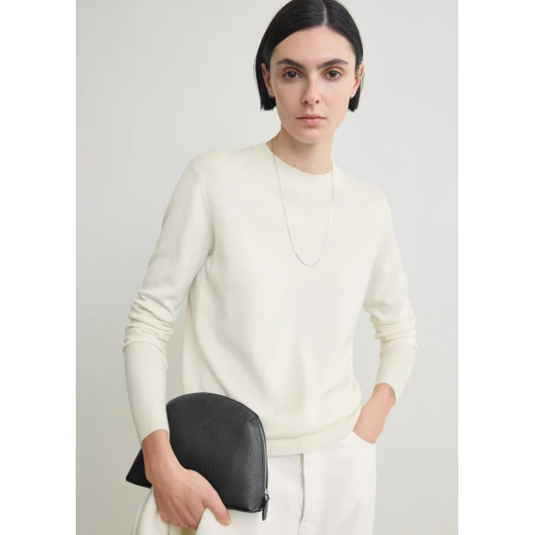 Totême Fine crew knit in Ecru - Knitwear - Scandinavian Minimalist Luxury at Coveti