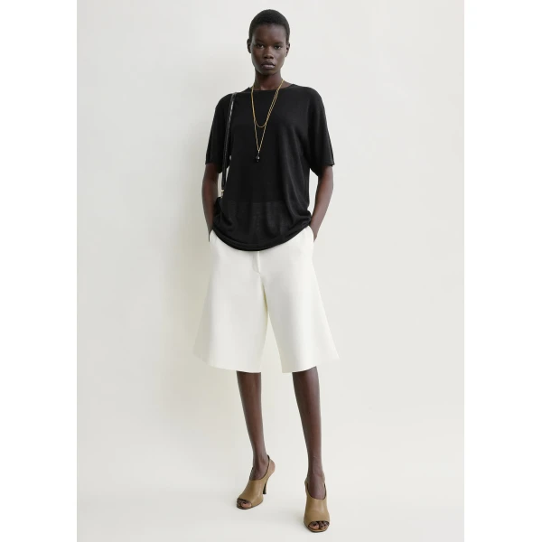 Totême Knit shorts in White - Shorts - Scandinavian Minimalist Luxury at Coveti