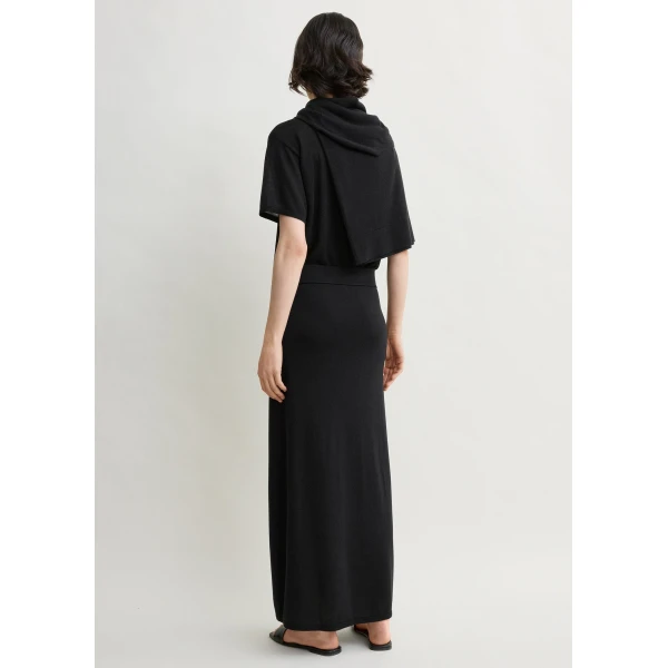 Totême Long knit skirt in Black - Skirts - Scandinavian Minimalist Luxury at Coveti