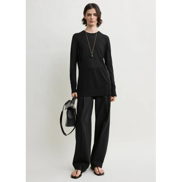 Totême Long-sleeve tee knit in Black - Knitwear - Scandinavian Minimalist Luxury at Coveti