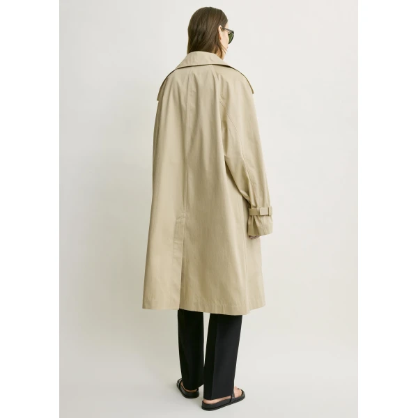 Totême Oversized cotton trench in Beige - Coats - Scandinavian Minimalist Luxury at Coveti