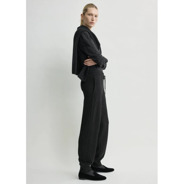 Totême Pintucked sweatpants charcoal in Charcoal melange - Pants - Scandinavian Minimalist Luxury at Coveti