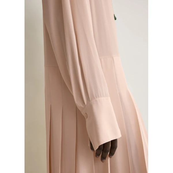 Totême Pleated shirtdress in Dusty pink - Dresses - Scandinavian Minimalist Luxury at Coveti
