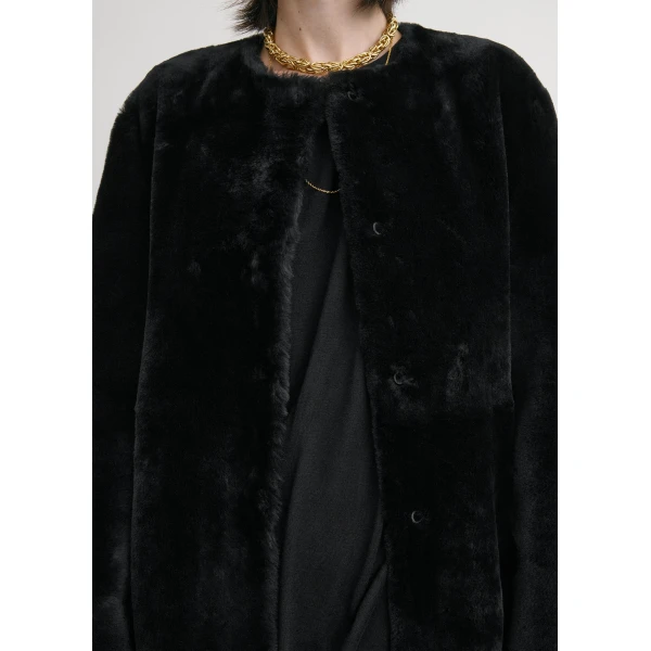 Totême Plush shearling jacket in Black - Jackets - Scandinavian Minimalist Luxury at Coveti