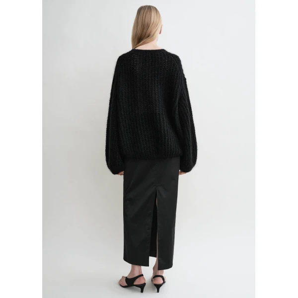 Totême Puffed knit in Black - Knitwear - Scandinavian Minimalist Luxury at Coveti