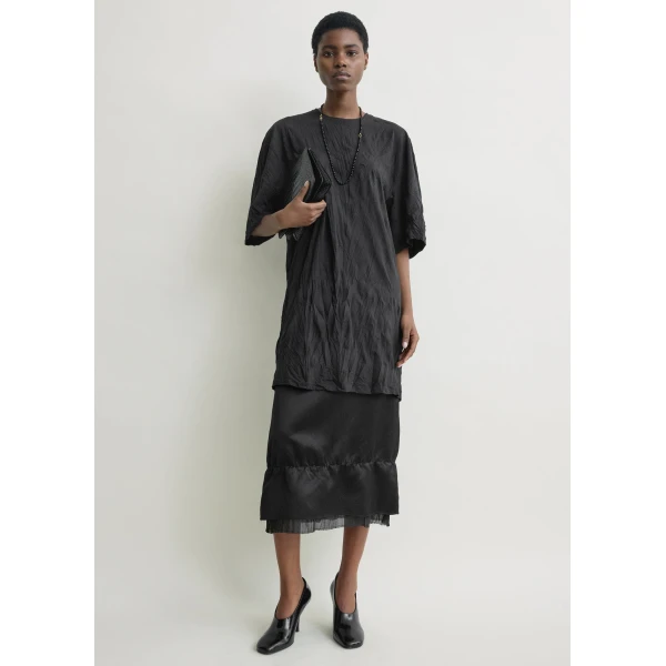 Totême Relaxed tee dress in Black - Tops - Scandinavian Minimalist Luxury at Coveti