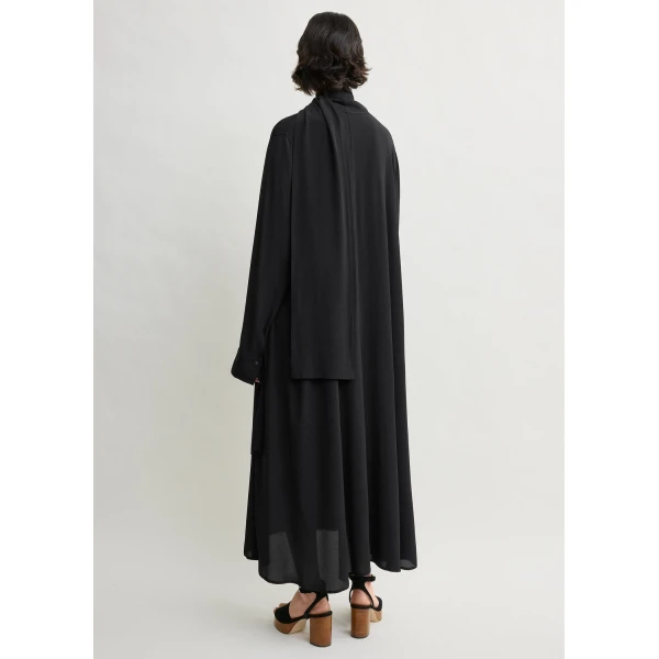 Totême Rounded neckline dress in Black - Dresses - Scandinavian Minimalist Luxury at Coveti