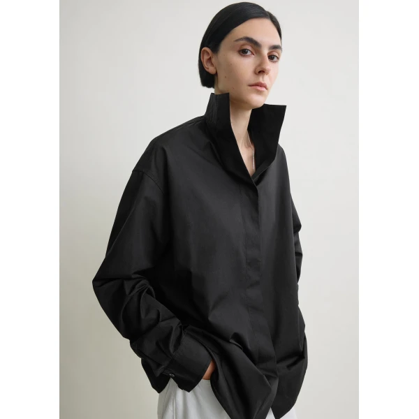 Totême Sharp poplin shirt in Black - Tops - Scandinavian Minimalist Luxury at Coveti