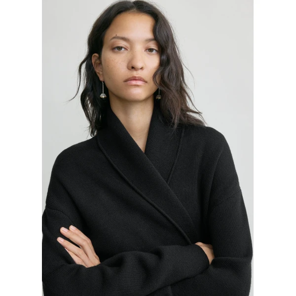 Totême Shawl-lapel robe in Black - Knitwear - Scandinavian Minimalist Luxury at Coveti