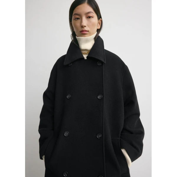 Totême Shield coat in Black - Coats - Scandinavian Minimalist Luxury at Coveti