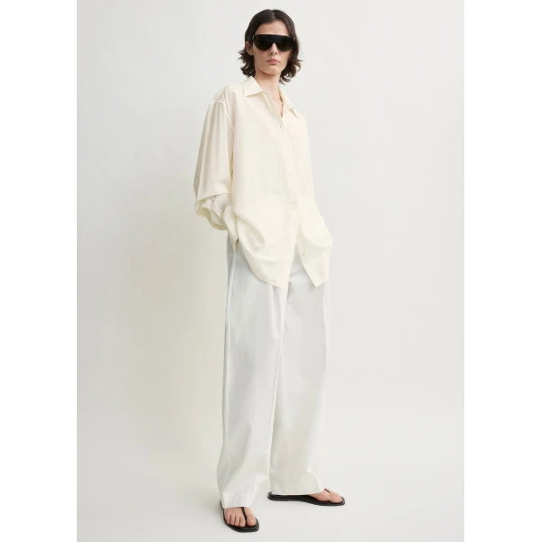 Totême Silk crepe shirt in Off-white - Tops - Scandinavian Minimalist Luxury at Coveti