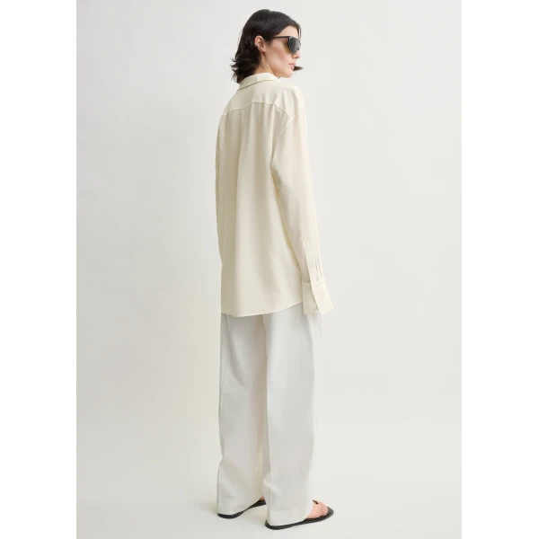 Totême Silk crepe shirt in Off-white - Tops - Scandinavian Minimalist Luxury at Coveti