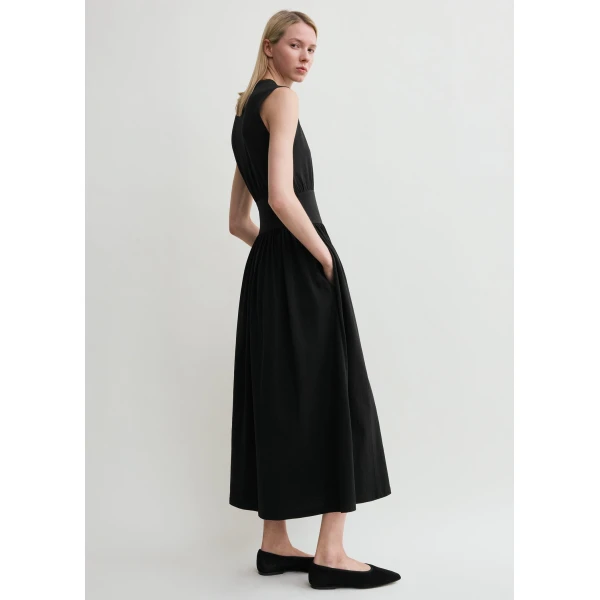Totême Sleeveless cotton tee dress in Black - Dresses - Scandinavian Minimalist Luxury at Coveti