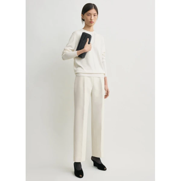 Totême Slim evening trousers in Ecru - Pants - Scandinavian Minimalist Luxury at Coveti