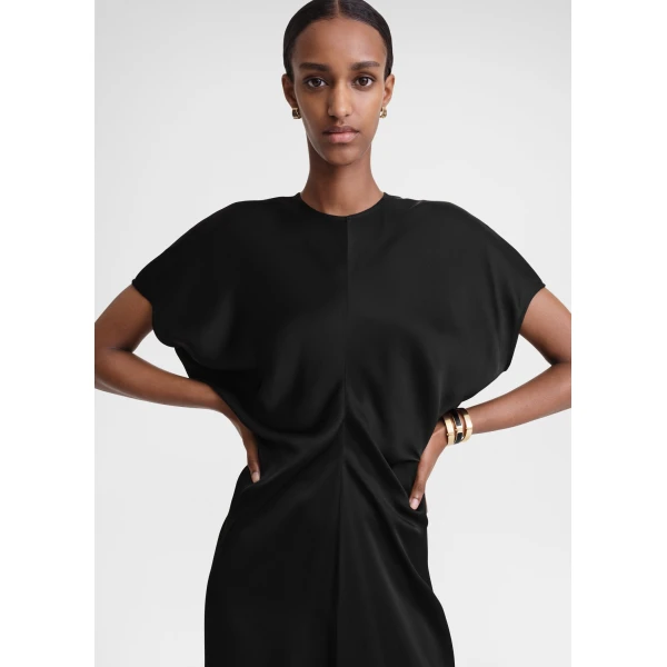 Totême Slouch waist dress in Black - Dresses - Scandinavian Minimalist Luxury at Coveti