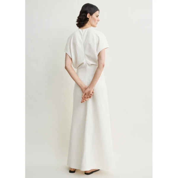 Totême Slouch waist dress in Off-white - Dresses - Scandinavian Minimalist Luxury at Coveti