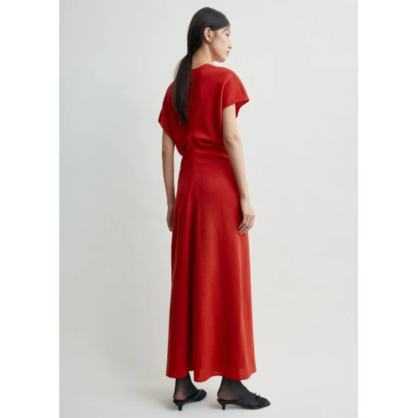 Totême Slouch waist wool dress in Poppy - Dresses - Scandinavian Minimalist Luxury at Coveti