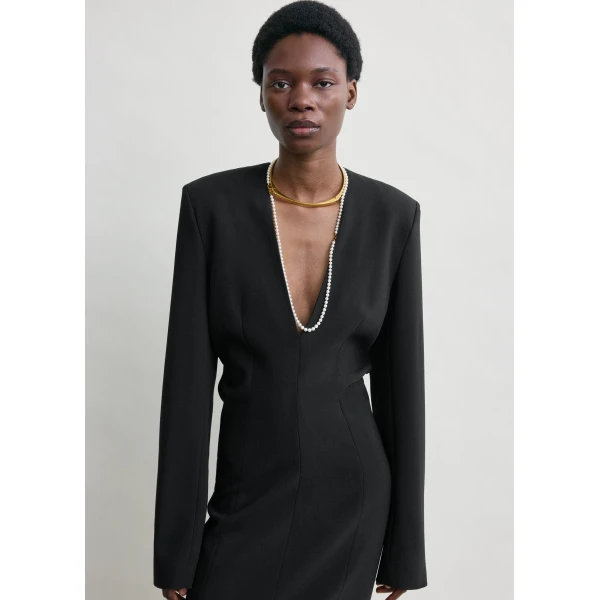Totême Tailored slouch dress in Black - Dresses - Scandinavian Minimalist Luxury at Coveti