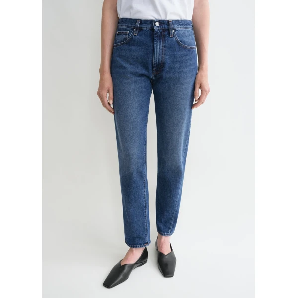 Totême Twisted seam denim in Washed blue - Pants - Scandinavian Minimalist Luxury at Coveti