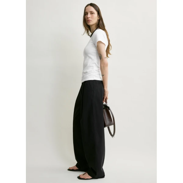Totême Wide-ribbed v-neck tee in Optic white - Tops - Scandinavian Minimalist Luxury at Coveti