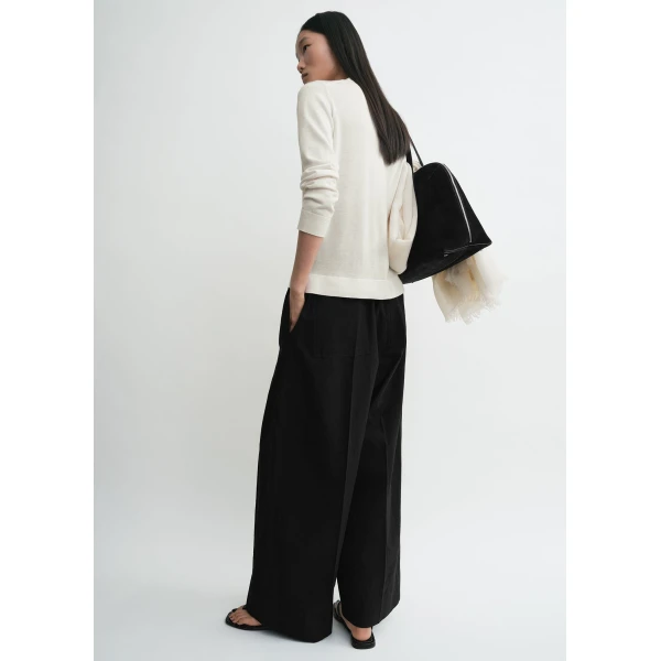 Totême Wool silk knit in Off-white - Knitwear - Scandinavian Minimalist Luxury at Coveti