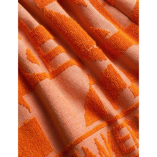 Elevate your elegance in this Zimmermann Shorts available now at Coveti