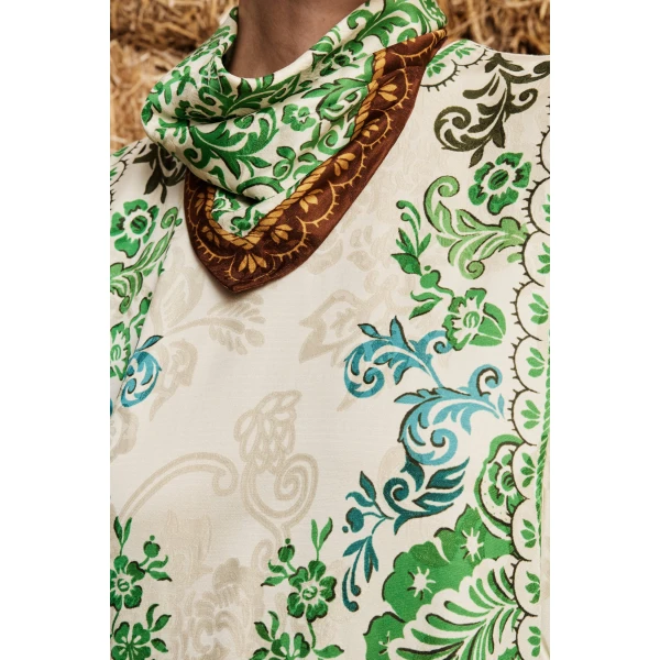 designer dresses at Coveti